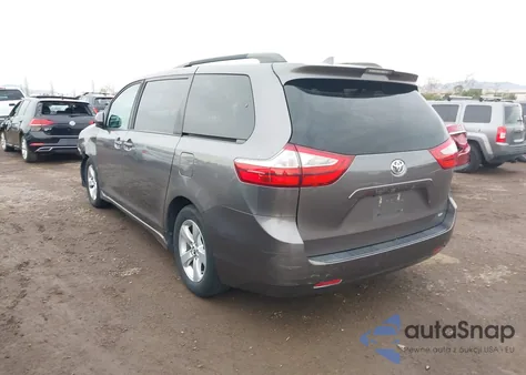 2018 Toyota Sienna Le 8 Passenger из США, поврежденный, VIN 5TDKZ3DC5JS942080